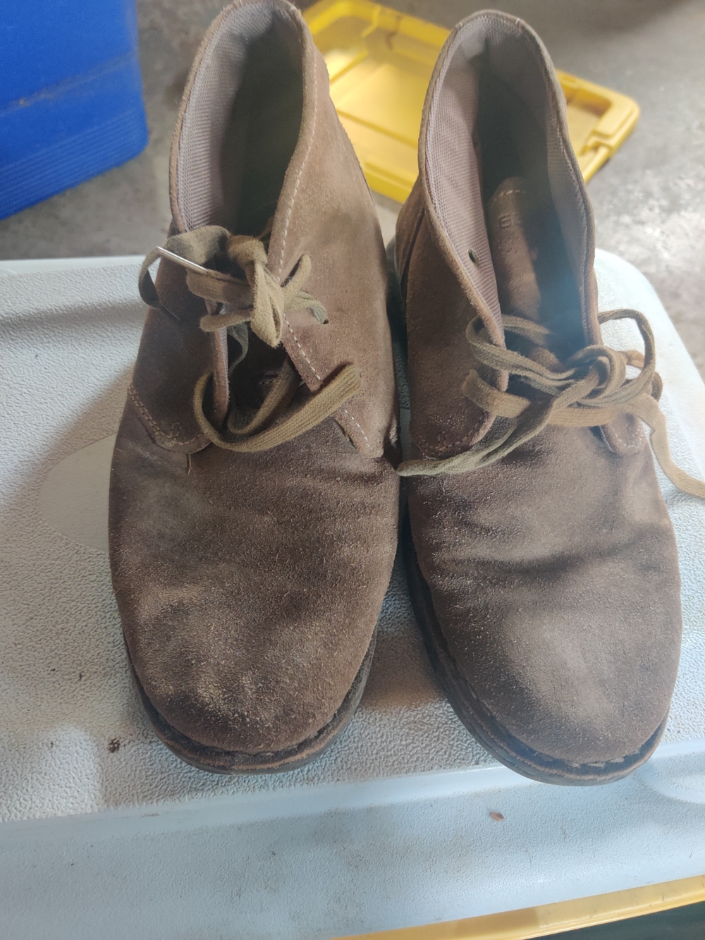 Men's Brown Suede Lace-Up Sneakers